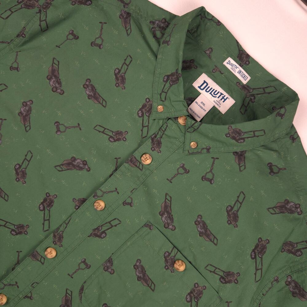 Duluth Trading Co Shirt Mens XXL Green Lawn Mower Print Cotton Short Sleeve S/S